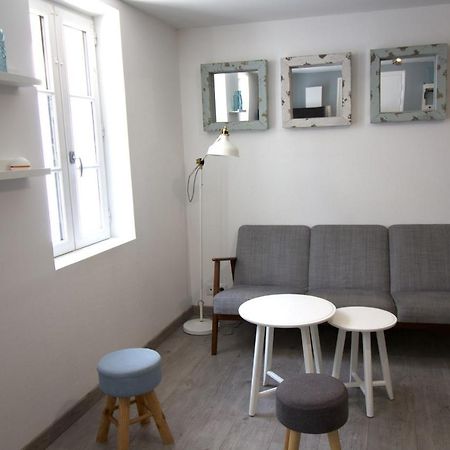 Cosy Apartment In The Center Of La Flotte Esterno foto