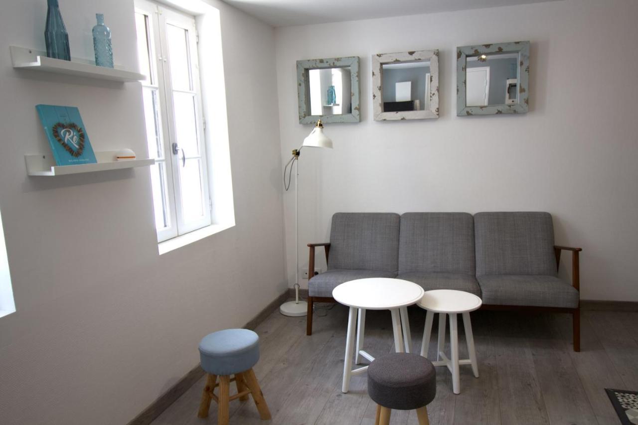 Cosy Apartment In The Center Of La Flotte Esterno foto